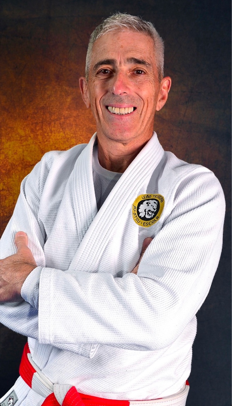 Master Leão Teixeira